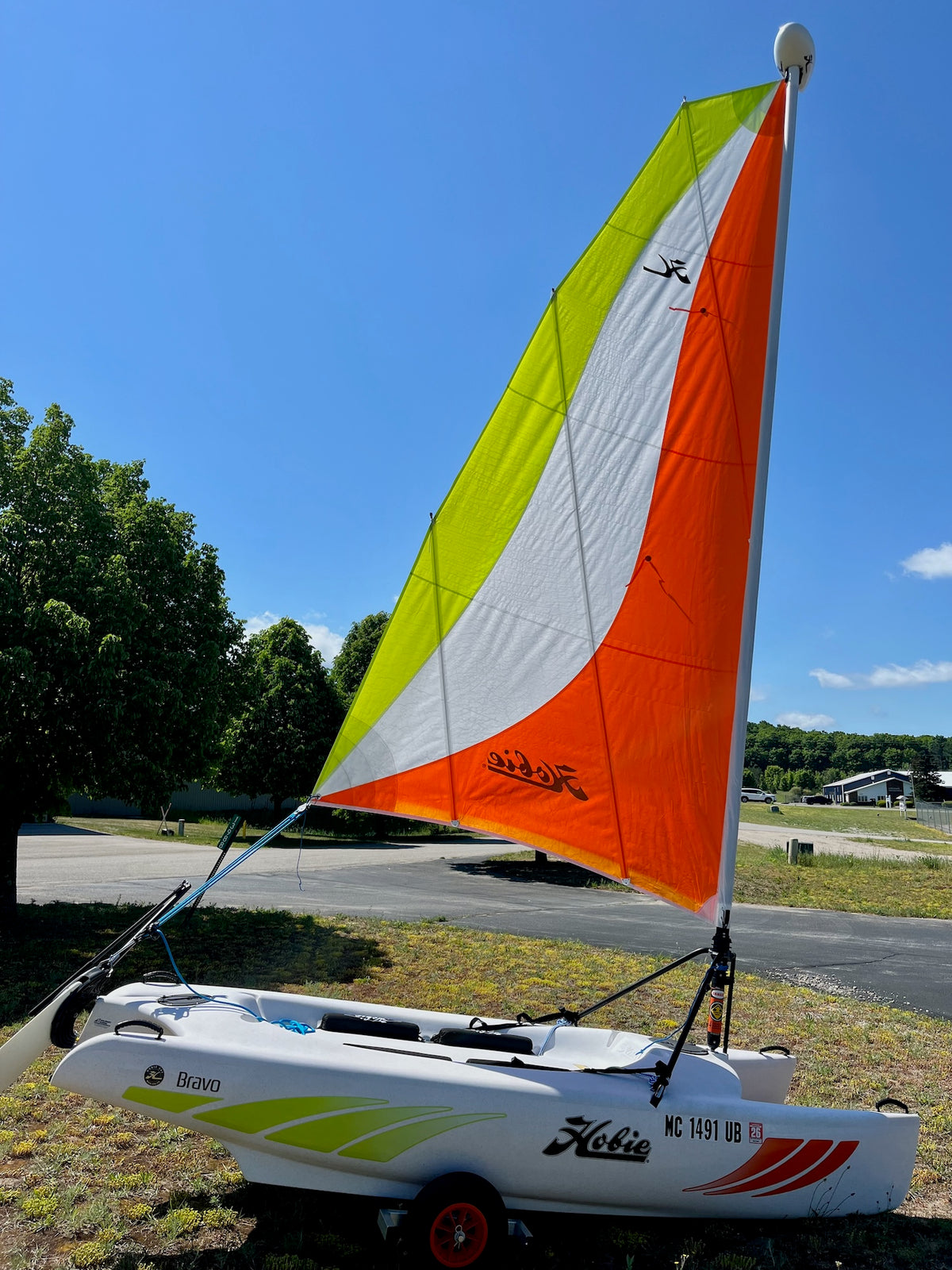 2017 Hobie Cat Bravo with Dolly