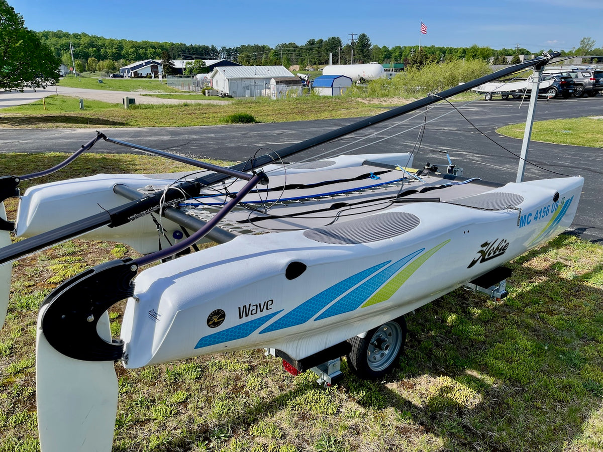 2021 Hobie Cat Wave w/ Trailer