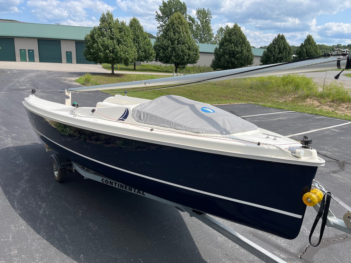 2017 Hunter 18