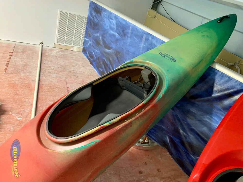 Wilderness Systems Alamax Surf Kayak